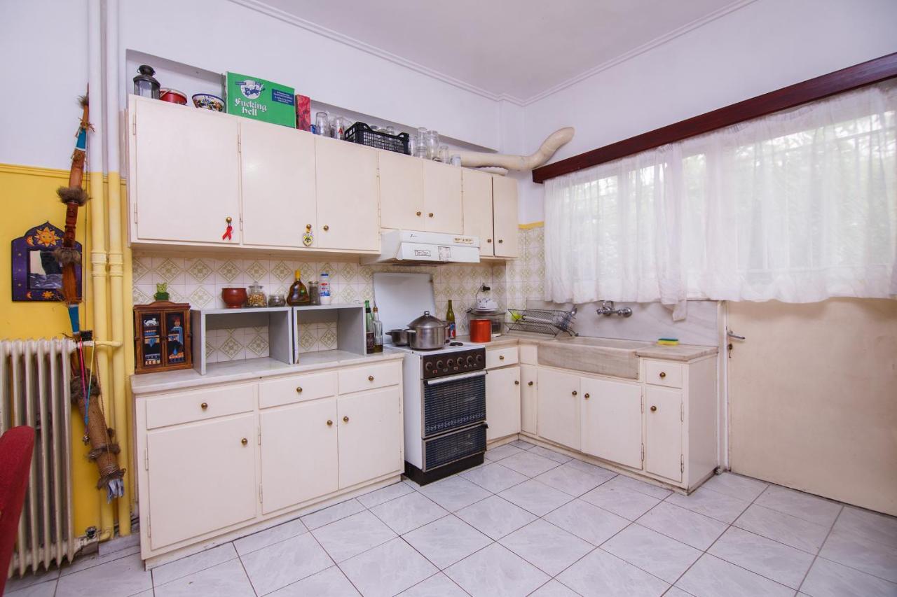 Birbili Youth Guest House Athene Buitenkant foto